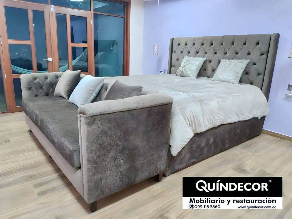 Cama gris con sillón romano